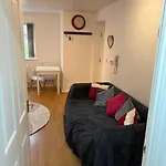 Newly Refurbished Flat In Kings Heath