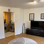 Newly Refurbished Flat In Kings Heath