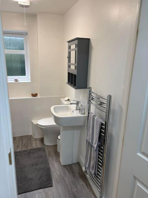 Newly Refurbished Flat In Kings Heath *